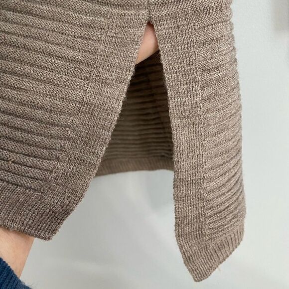 Tahari Sweater 50% Merino Wool 50% Acrylic Women Size S - Picture 5 of 5